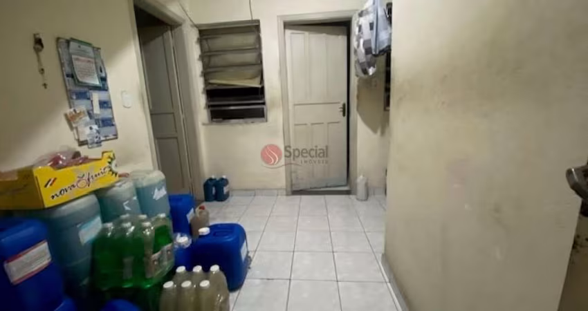 Prédio Residencial e  Comercial na Vila Fátima com 3 apartamentos, 1 salão comerciais e 3 vagas