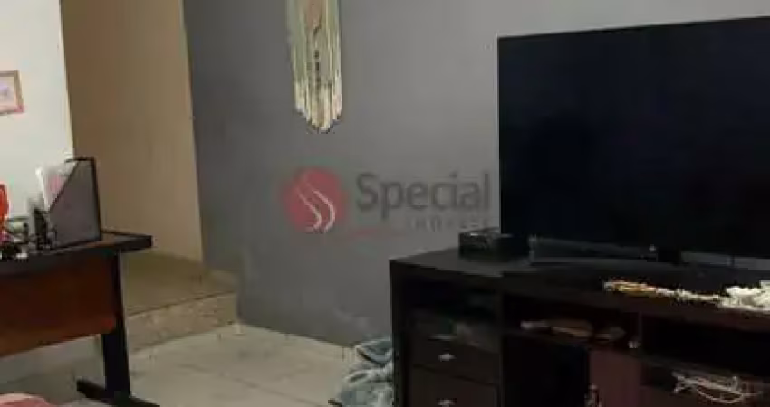 Casa térrea residencial na água rasa com 250 metros.