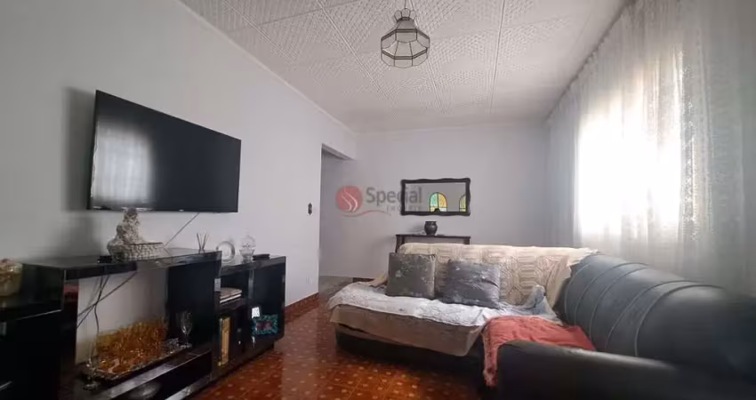 Casa térrea com 3 quartos a venda no jardim vila formosa.