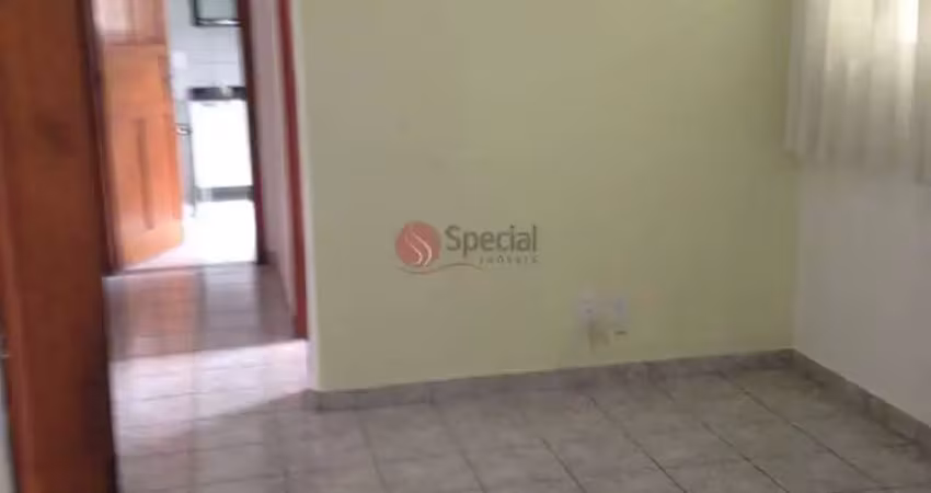 Casa térrea no tatuapé, com 2 moradias independentes.