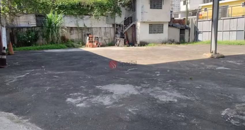 Terreno no tatuapé, muito bem localizado próximo a avenida salim farah maluf.