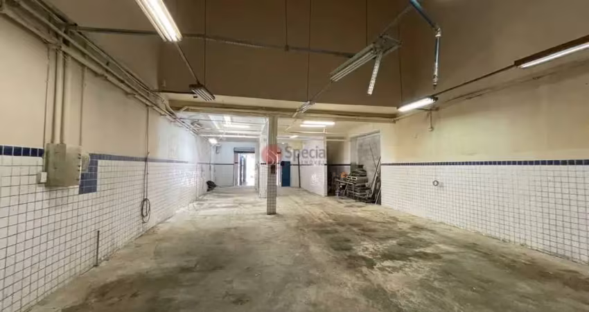 Barracão / Galpão / Depósito com 3 salas para alugar na Avenida Montemagno, 2454, Vila Formosa, São Paulo