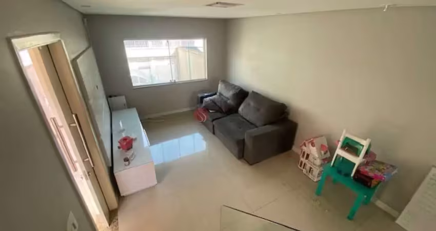 Sobrado à venda, na vila formosa com 3 quartos, 1 suíte e 5 vagas de garagem.
