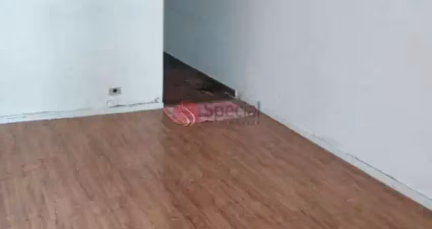 Sobrado à venda com 2 quartos e 1 vaga de garagem. 80m² cambuci