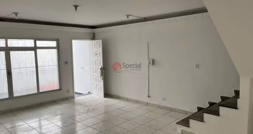 Sobrado no belém, 2 dormitórios, suítes, 2 vagas de garagem.