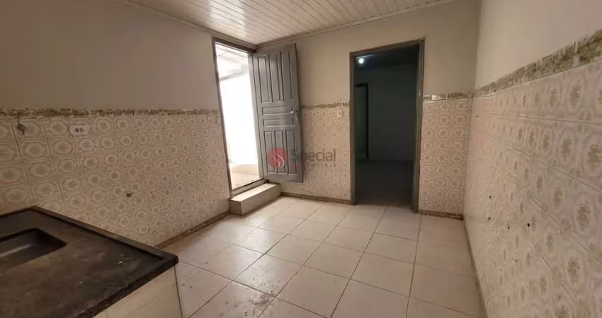 Casa com 1 quarto para alugar na Avenida Norberto Mayer, 397, Carrão, São Paulo