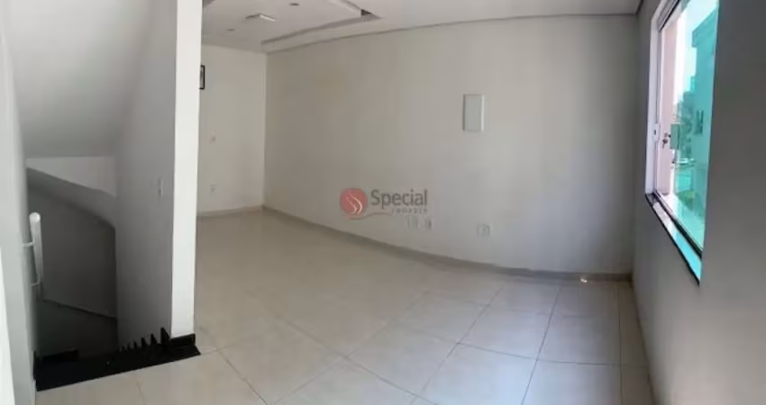 Sobrado de condomínio na vila matilde, 2 suítes, 2 vagas, ótima localização