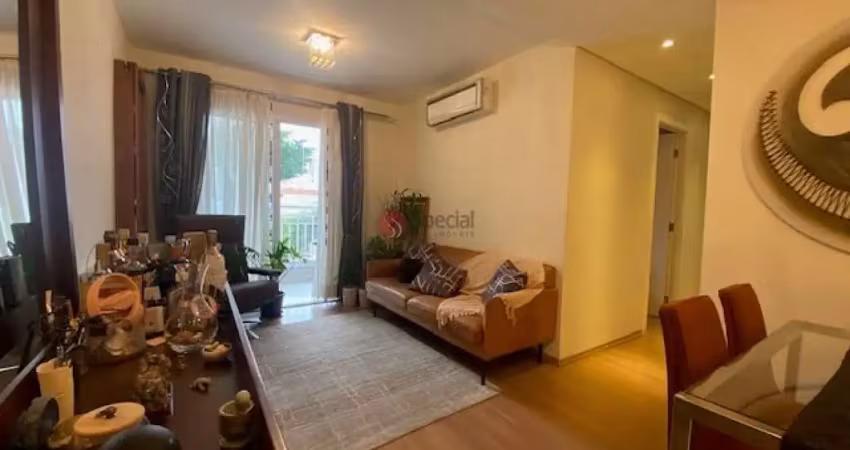 Apartamento no tatuapé com 3 quartos, 1 suíte e 2 vagas de garagem.