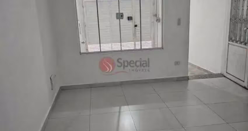 Sobrado na vila carrão com 2 dormitórios, próximo a avenida conselheiro carrão.