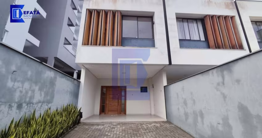 Casa para Venda em Joinville, Santo Antonio, 3 dormitórios, 1 suíte, 3 banheiros, 1 vaga