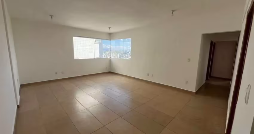 Apartamento com 3 quartos para alugar na Rua Fidélis Martins, Buritis, Belo Horizonte