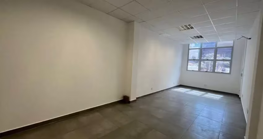 Sala comercial para alugar na Rua Alessandra Salum Cadar, Buritis, Belo Horizonte