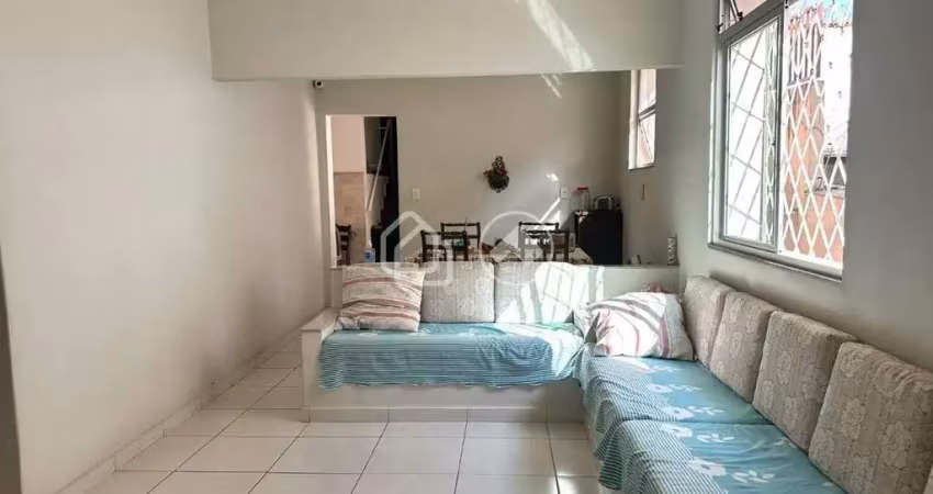 Casa com 4 quartos à venda na Rua Prados, Carlos Prates, Belo Horizonte