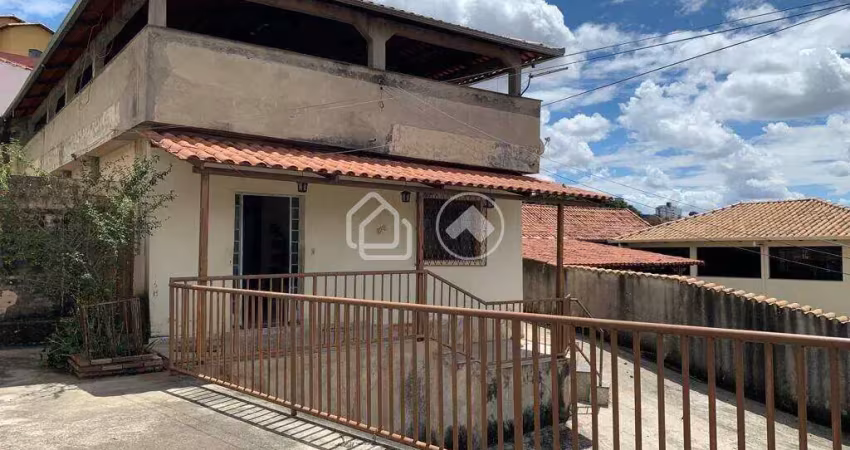 Casa com 3 quartos e 2 banheiros à venda, por r$ 1.000.000,00 - santa helena