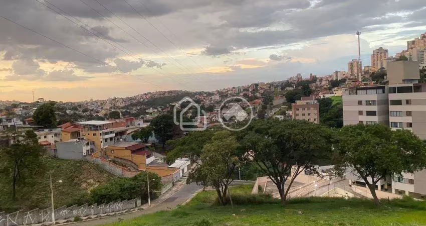 Terreno à venda na Avenida Aggeo Pio Sobrinho, Buritis, Belo Horizonte