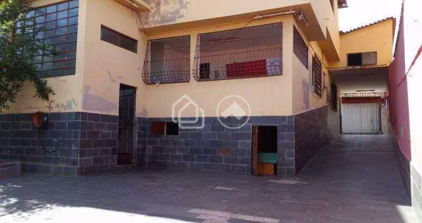 Casa com 3 quartos à venda na Rua Antônio de Freitas, Pirajá, Belo Horizonte