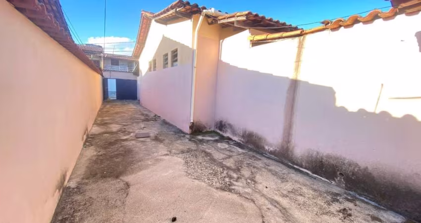 Casa em condomínio fechado com 2 quartos para alugar na Iguaçaba, 99, Vila Pérola, Contagem