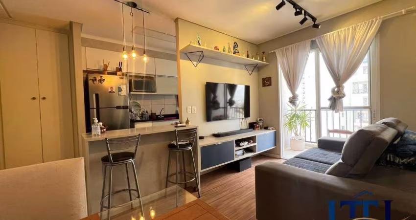 Apartamento com 2 Quartos e 2 banheiros à Venda, 57 m² por R