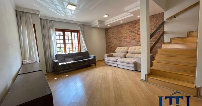 Casa com 3 dormitórios, 1 suíte e 2 escritórios - 230m² por R$ 920.000,00
