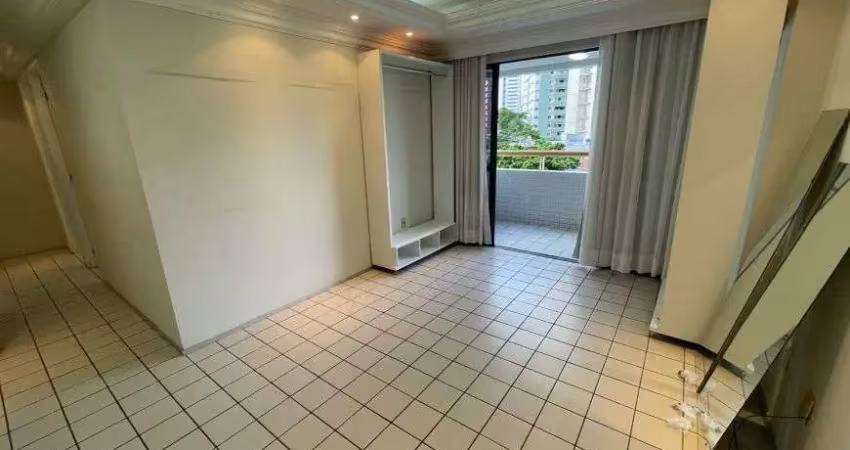 Ótimo apto em Boa Viagem, 2 quartos sendo 1 suíte, closet, 80m2, 1 vaga.