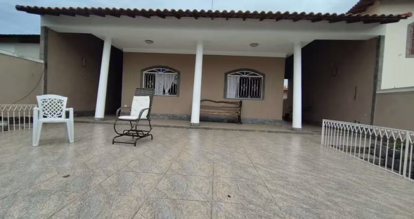 Casa - Padrão, para Venda em Rio de Janeiro/RJ