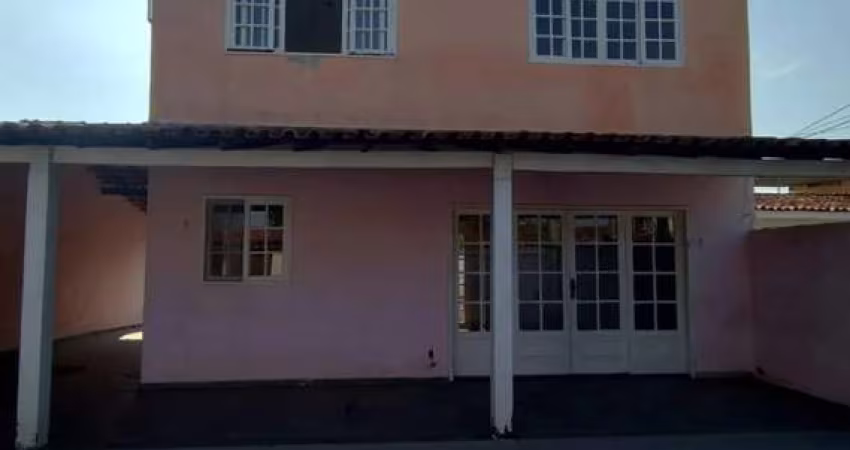Casa - Padrão, para Venda em Rio de Janeiro/RJ