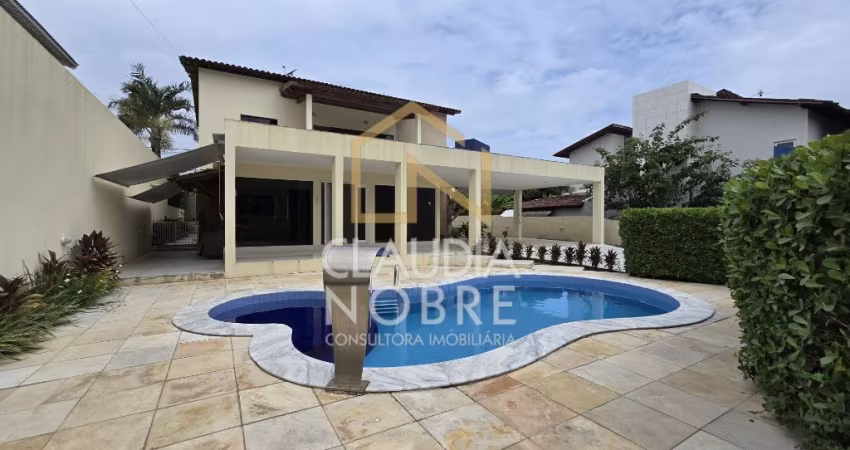 Uma casa moderna cercada pela natureza no condomínio San Nicolas em Maceió-AL