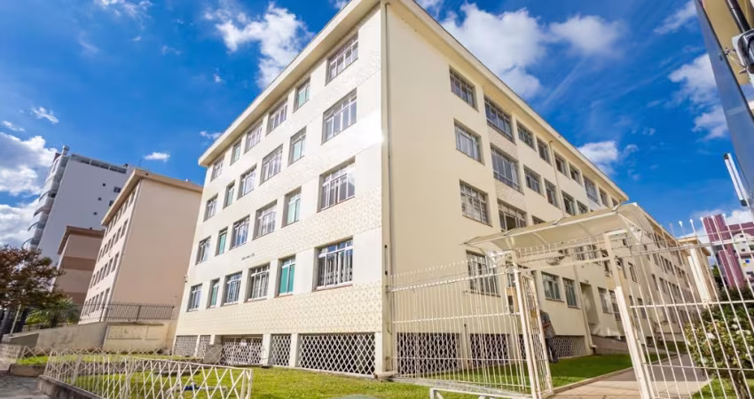 Apartamento a Venda no Juvevê.