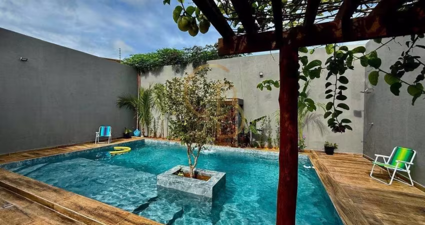 LINDO SOBRADO COM FINO ACABAMENTO, ÁREA GOURMET, PISCINA E MUITO ESPAÇO