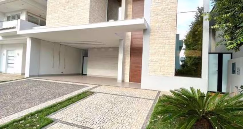 Explore o Luxo: Sobrado Exclusivo no Aldeia do Sol