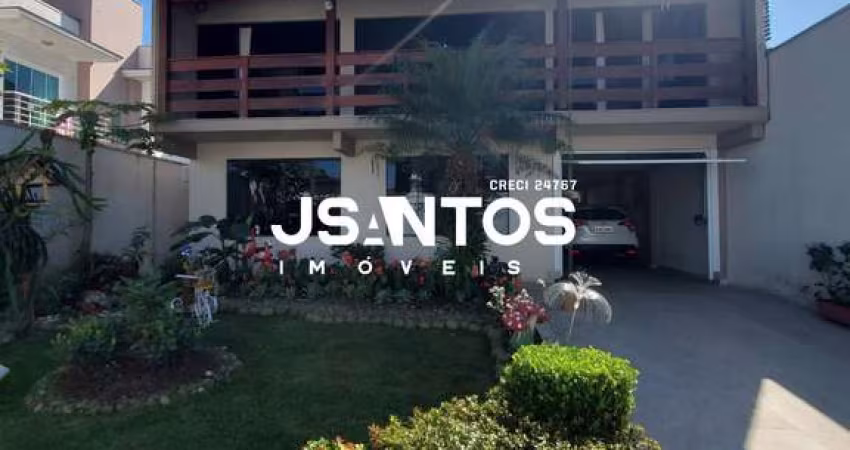 Casa · 280m² · 4 quartos · 3 vagas