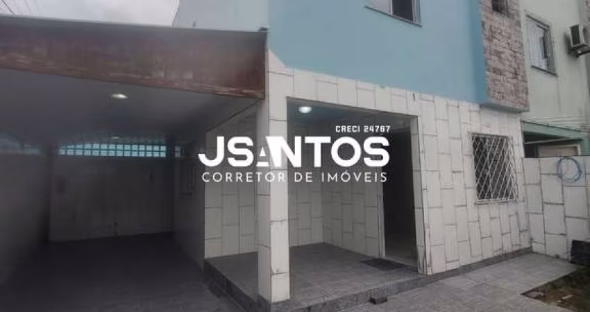 Sobrado Averbado no Bairro Cidade Nova.