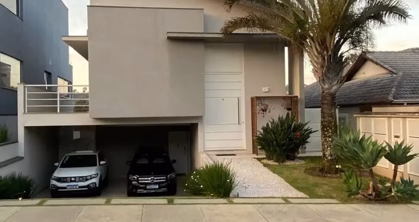 Casa moderna no Aruã Ecopark com piscina aquecida