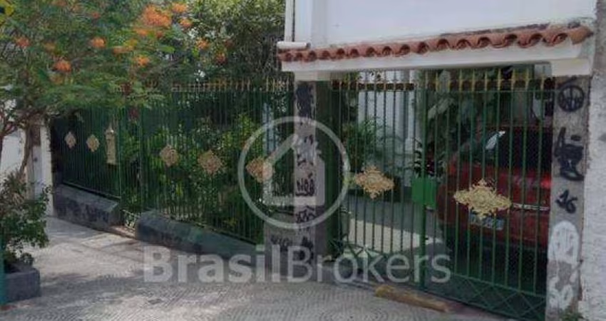 Casa à venda com 207,00m² e 7 quartos em Riachuelo, Rio de Janeiro - rj
