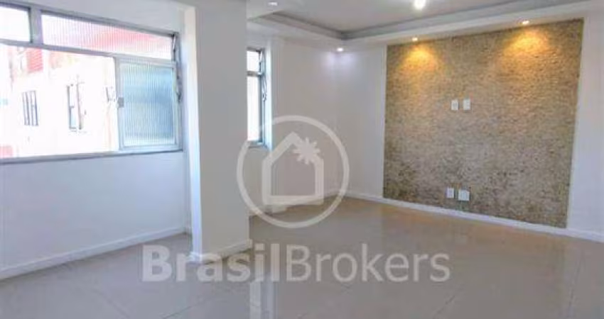 Apartamento Duplex Reformado - 61m² - Inhaúma