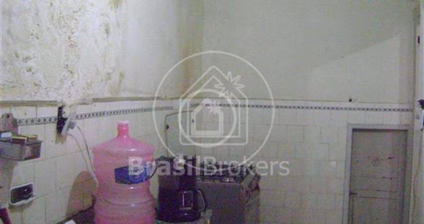 Casa de Condomínio à venda com 52,00m² e 2 quartos em Ramos, Rio de Janeiro - rj