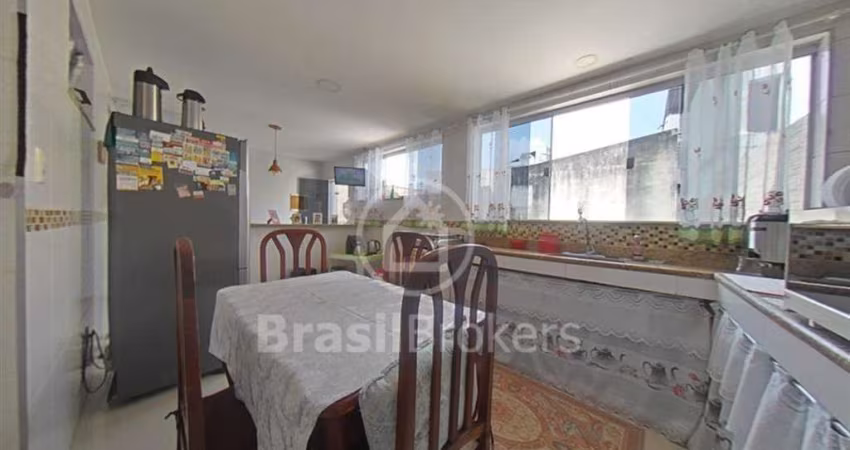 Casa à venda com 136,00m² e 3 quartos em Vila da Penha, Rio de Janeiro - rj