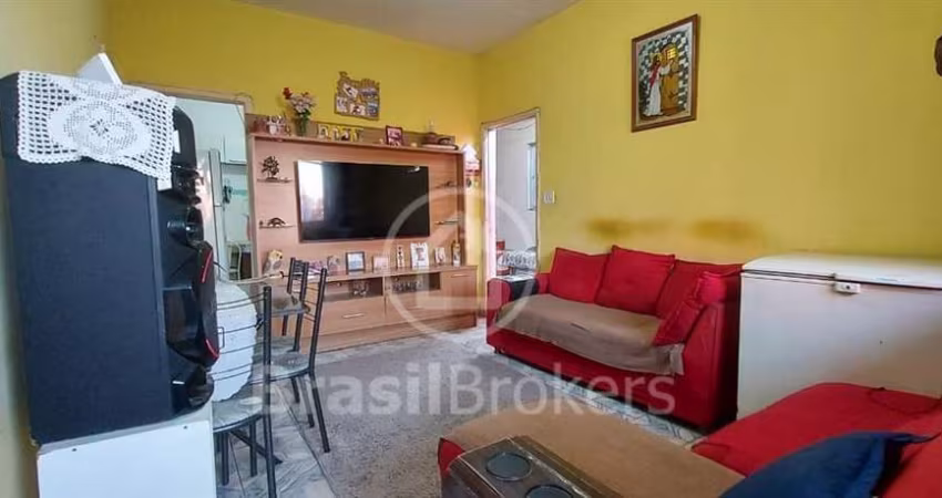 Apartamento tipo casa de 146m² em Todos os Santos.