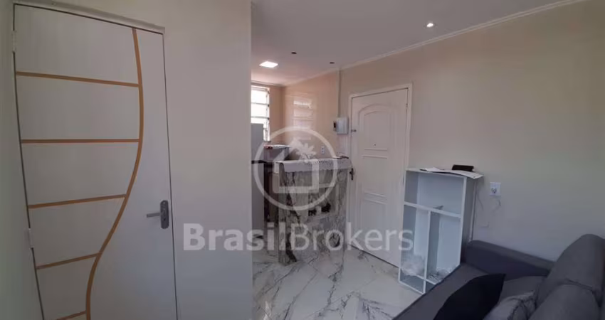 Kitnet reformada próximo à Dias da Cruz