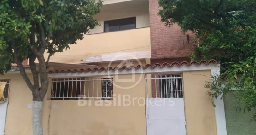 CASA FRENTE DE RUA NO CORAÇÃO DE BENTO RIBEIRO