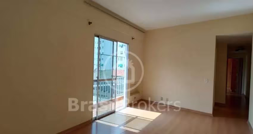 Apartamento por apenas 255 mil em condomínio com piscina