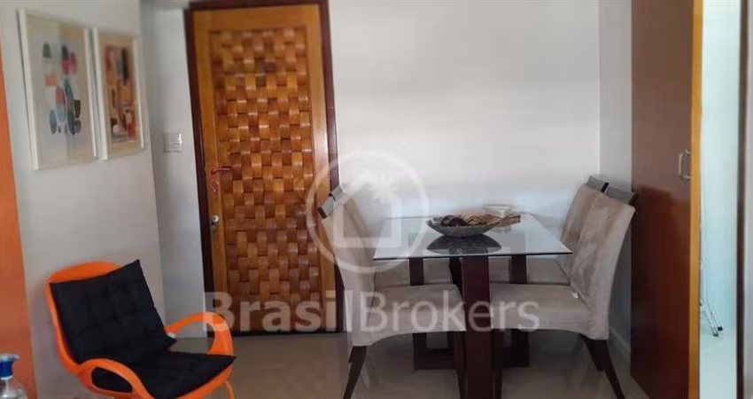 Excelente Localização e Apt !!!... 2qts/ elev / vaga.