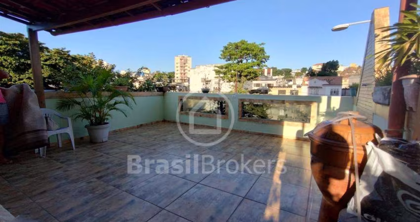 Excelente imóvel com espaço de lazer e churrasqueira