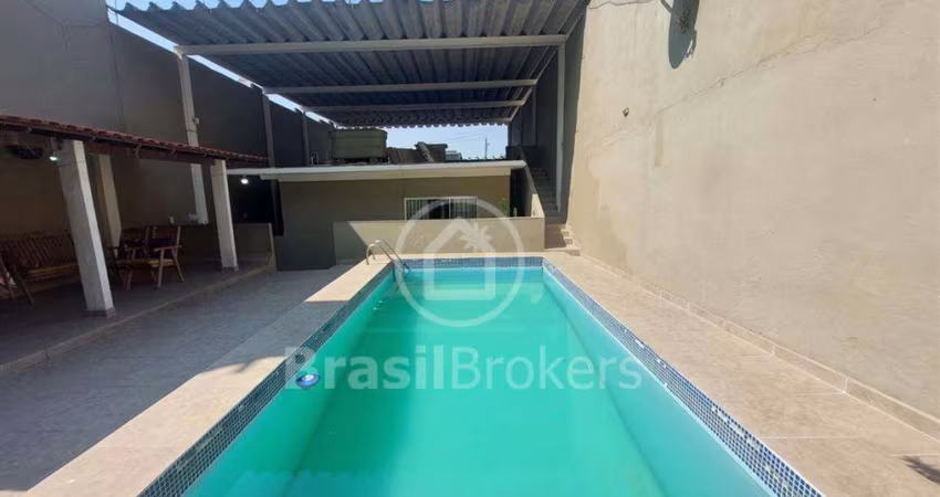 Casa à venda com 300,00m² e 3 quartos em Irajá, Rio de Janeiro - RJ