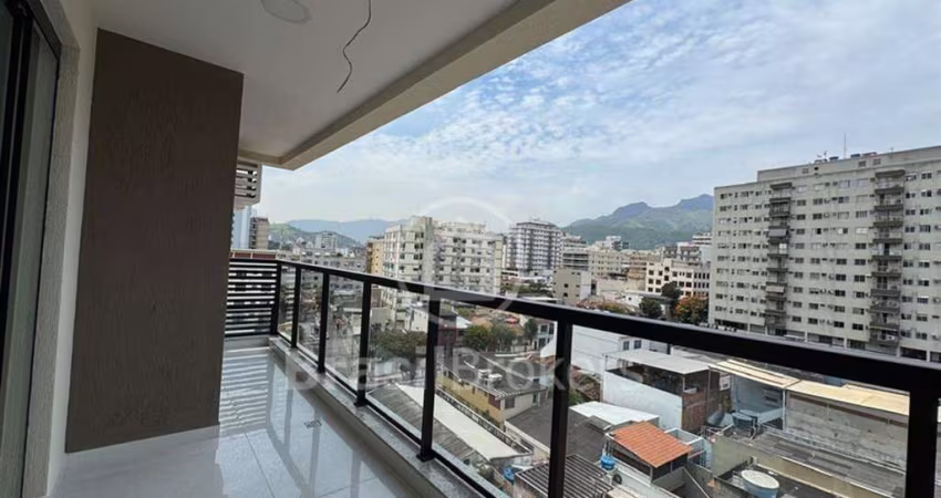 Cobertura duplex, 3 quartos, piscina e 2 vagas de garagem no Now+ Boutique Residences
