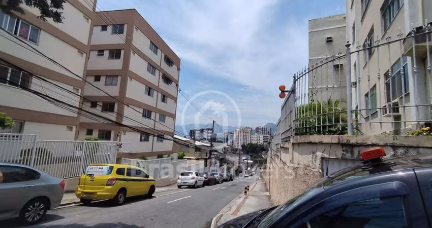Apartamento de 43,45m², com dois quartos em condomínio. Primeira locação