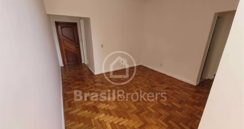 Ponto Nobre 3 Quartos 1 Suíte Junto ao Comércio e Condução