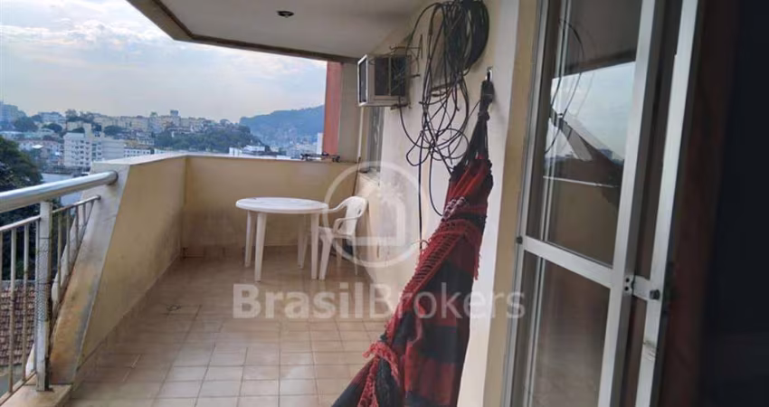 Apartamento à venda com 89,00m² / varanda 2 quartos dep completa