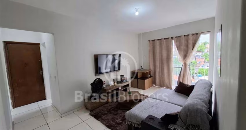 Apartamento no Cachambi  com 2 quartos e dependência completa