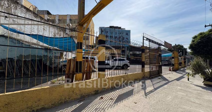 TERRENO PLANO COM 965M2 NO MELHOR PONTO DE BONSUCESSO